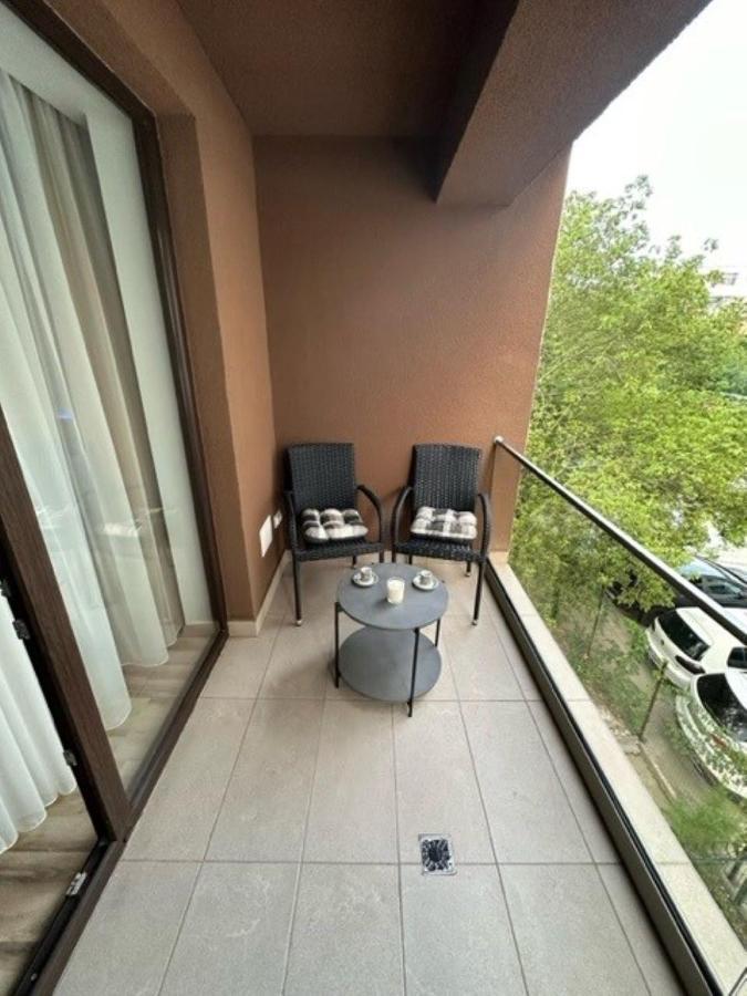 Escape Lounge Lägenhet Craiova Exteriör bild
