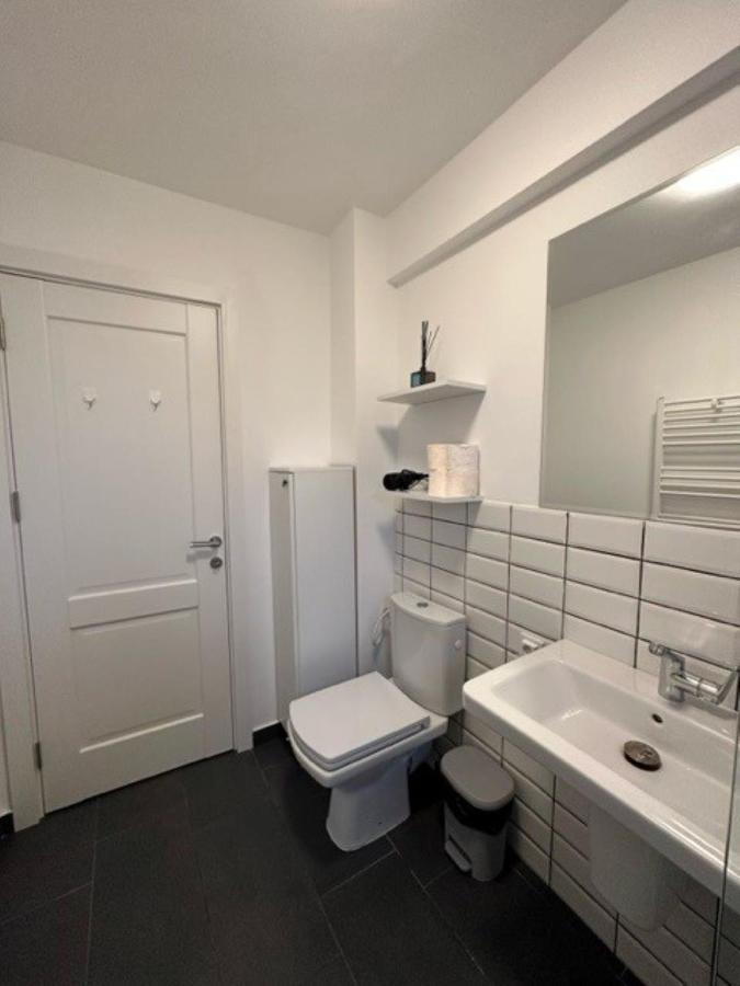 Escape Lounge Lägenhet Craiova Exteriör bild