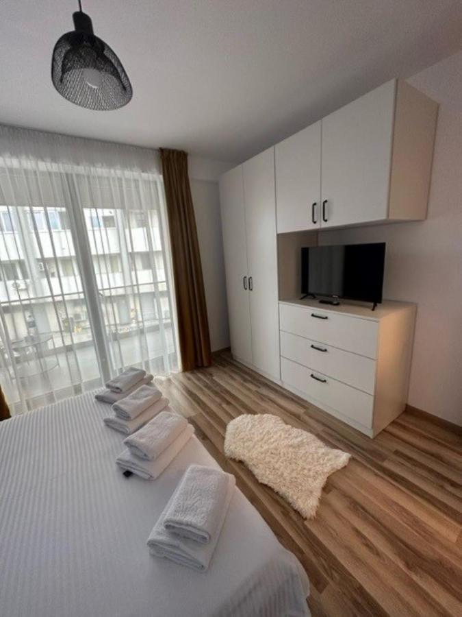 Escape Lounge Lägenhet Craiova Exteriör bild
